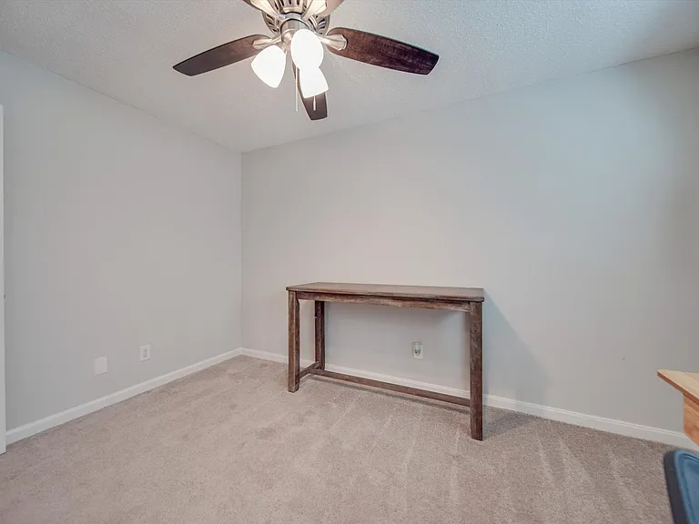 1052 Churchill Downs Ct #I — Photo 21