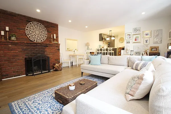 Rented by Bold New York | media 1