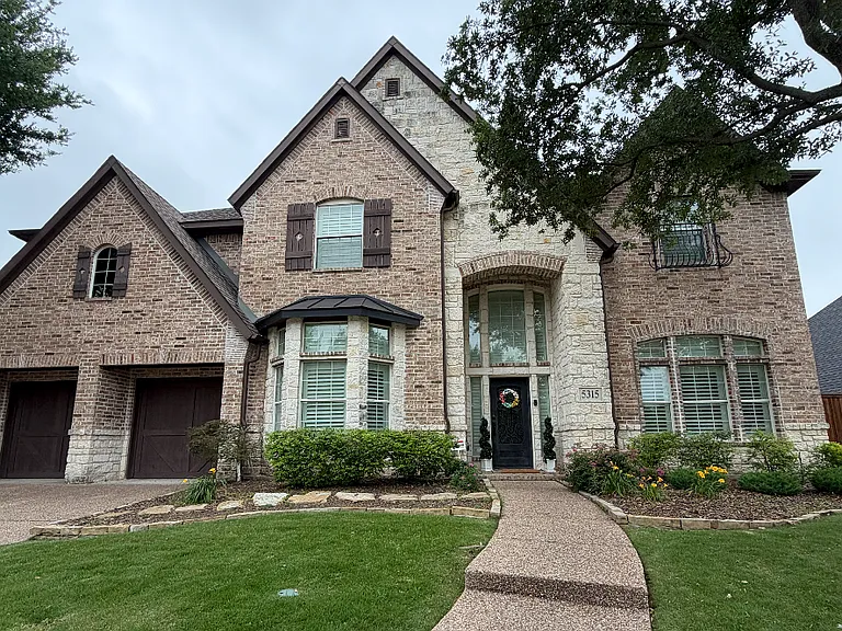 5315 Cree Dr — Photo 1