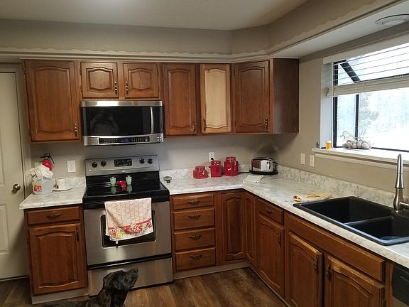 5th image of 124 Myra Dr