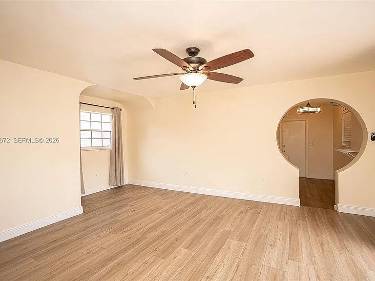 5613 Pierce St — Photo 25