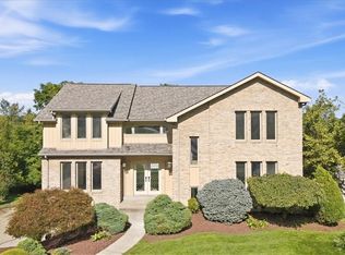 117 Little John Dr, Mcmurray, PA 15317