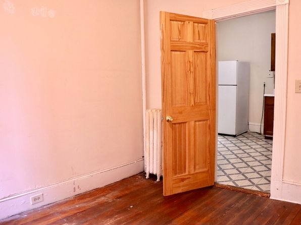 9 Myrtle St APT 6