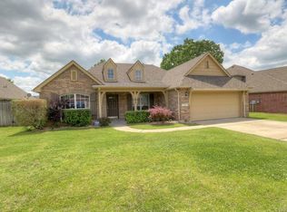 11512 E 102nd St N, Owasso, OK 74055