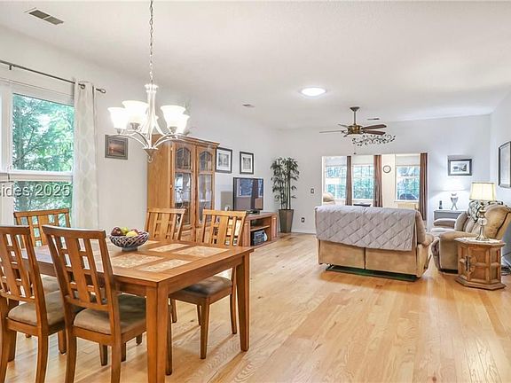 3rd image of 22 Sundome Ct