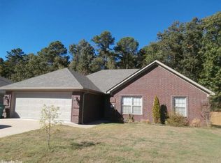 3416 Hampton Dr, Benton, AR 72015
