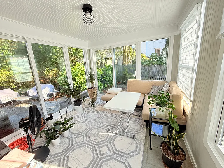 6515 Broxburn Dr — Photo 23