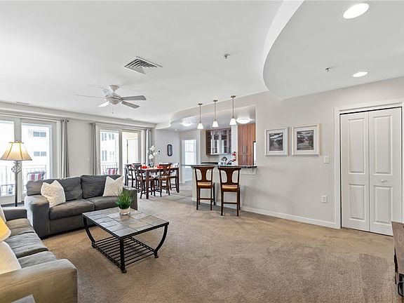 5th image of 3738 Sandpiper Rd APT 314B