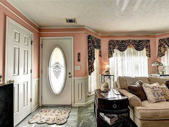 4th image of 3634 Irvin Dr