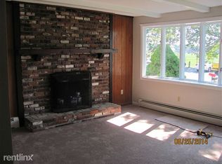 11 Drummond St, Attleboro, MA 02703