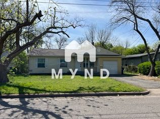 604 E University Ave, Waxahachie, TX 75165