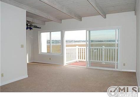 5th image of 4011 Crown Point Dr Unit 8