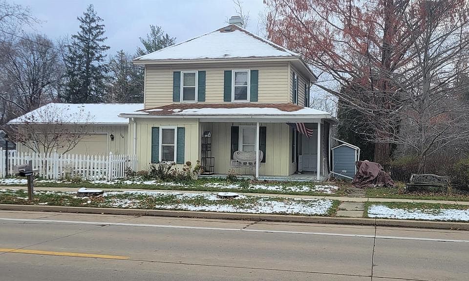 1st image of 134 AVENUE