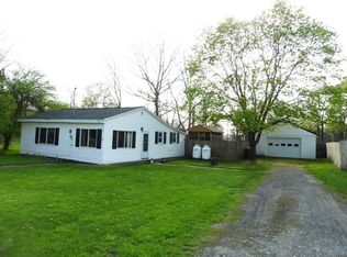 55 Roby St, Lockport, NY 14094