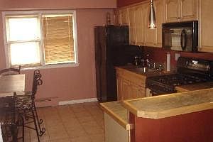 4th image of 5605 W Goodman St #8