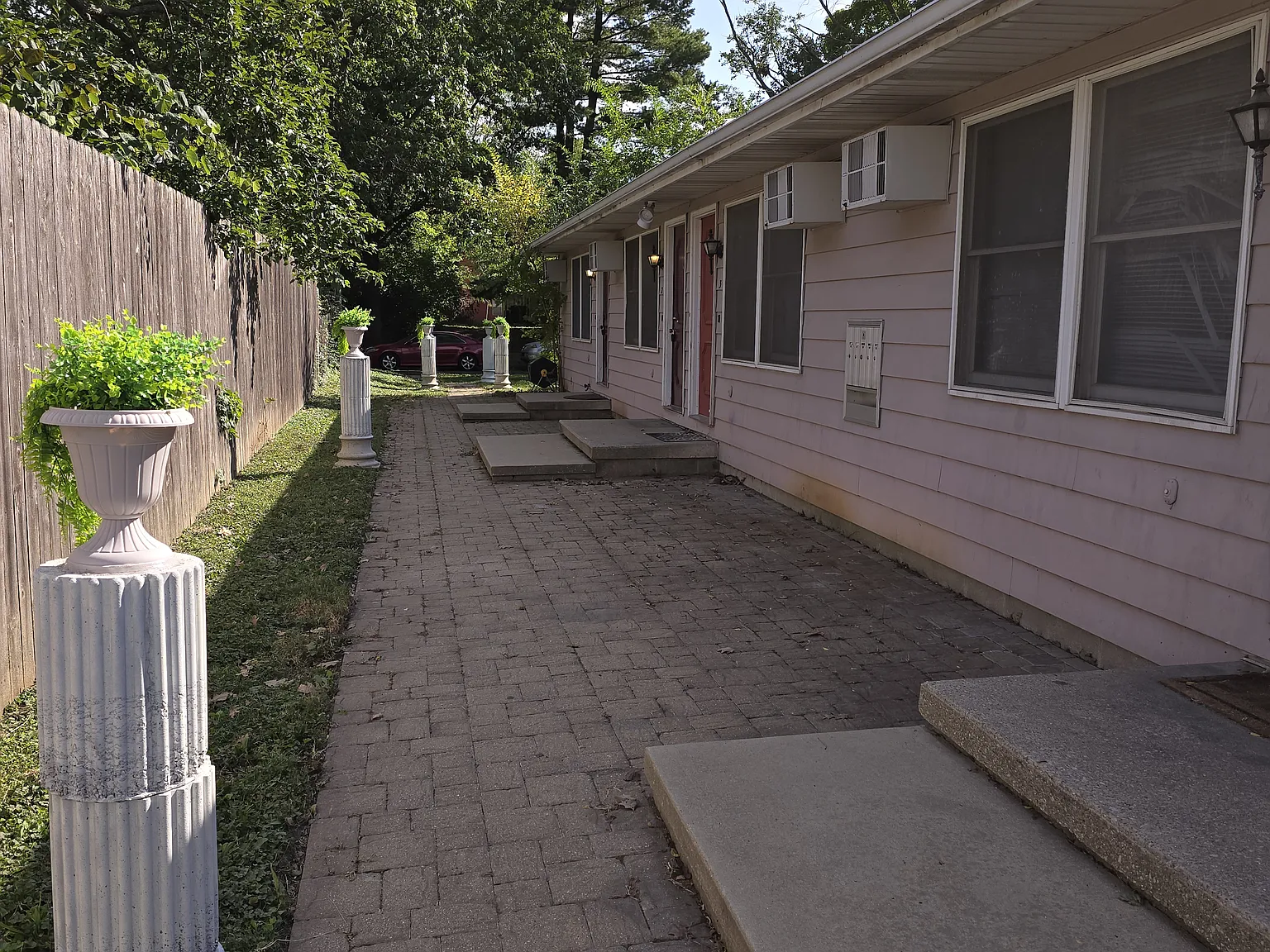 Elm Multiplex — Photo 4