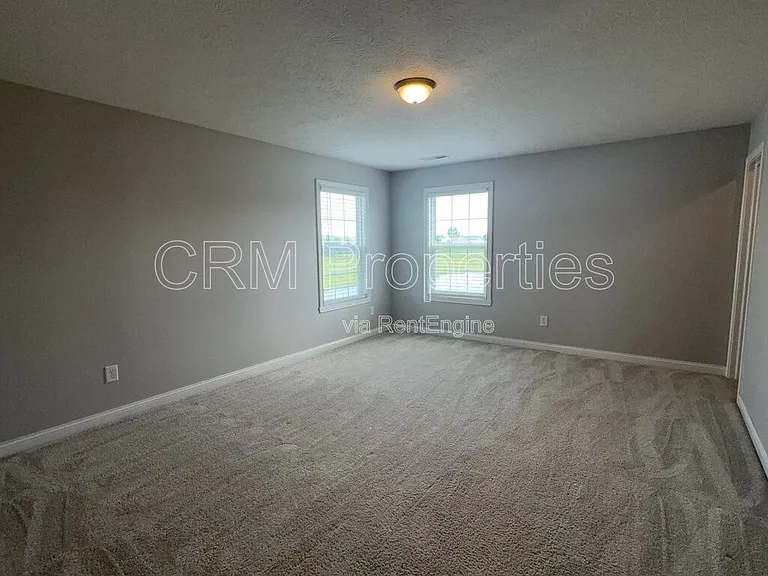 6311 Burgin Dr — Photo 43
