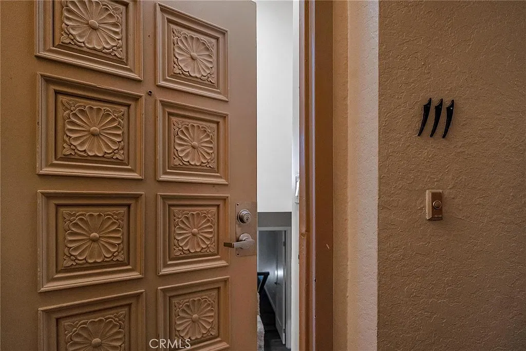 1 bed, 1.5 bath, 727 sqft, $4,500 — Photo 4