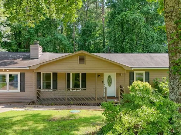 16 Allen Ln, Dallas, GA 30157