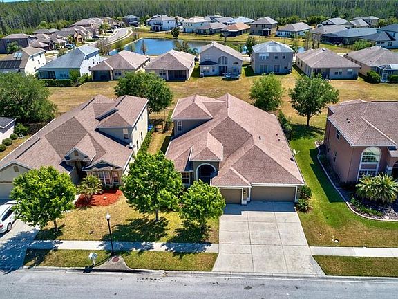 3rd image of 4552 Pointe O Woods Dr