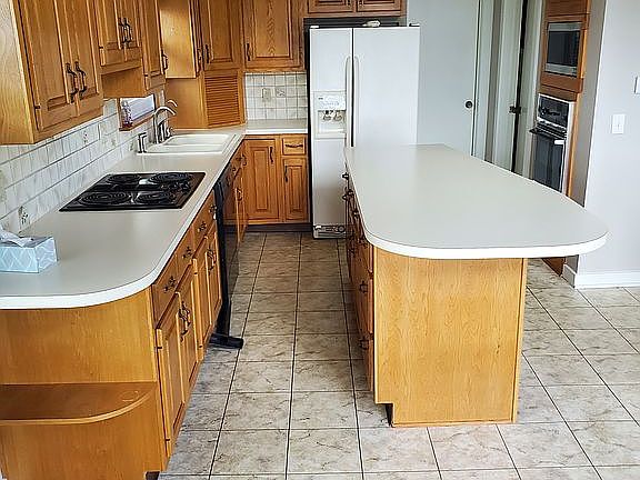 4th image of 12215 Verlin Dr NE