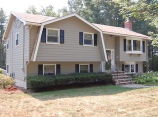 10 Barry Dr, North Chelmsford, MA 01863
