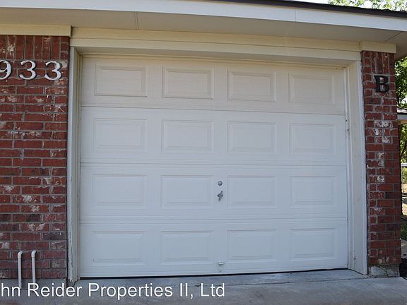 4th image of 933 Ramblewood St Unit A