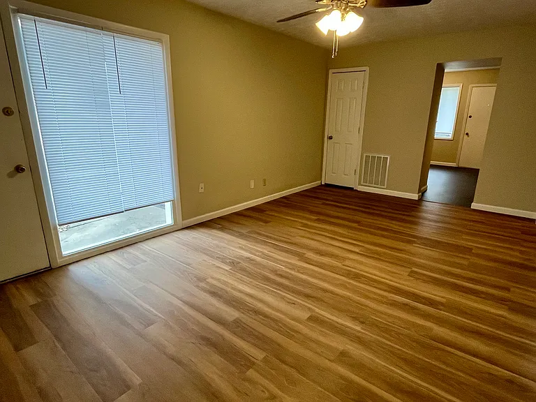 206 W Canedy St #1 — Photo 1