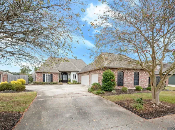 18003 Bellingrath Lakes Ave, Greenwell Springs, LA 70739