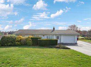 1144 W Laurel Cir, Mount Pleasant, PA 15666