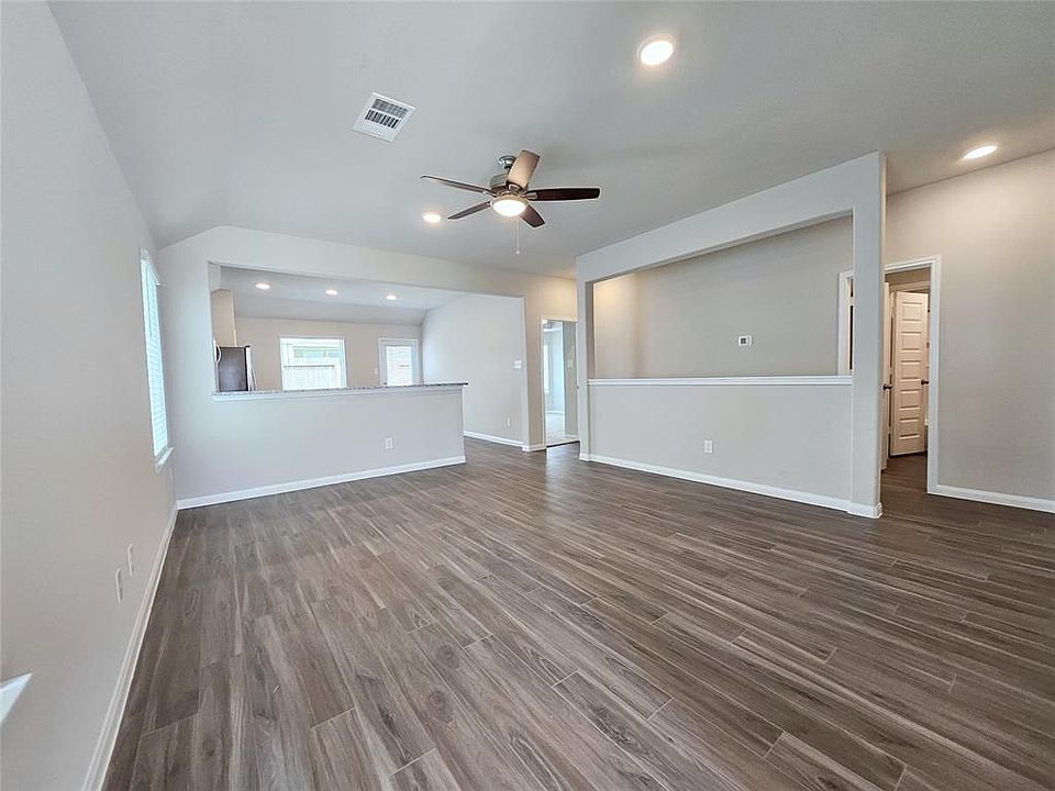 2502 Carp Dr, Conroe, TX 77384 Zillow