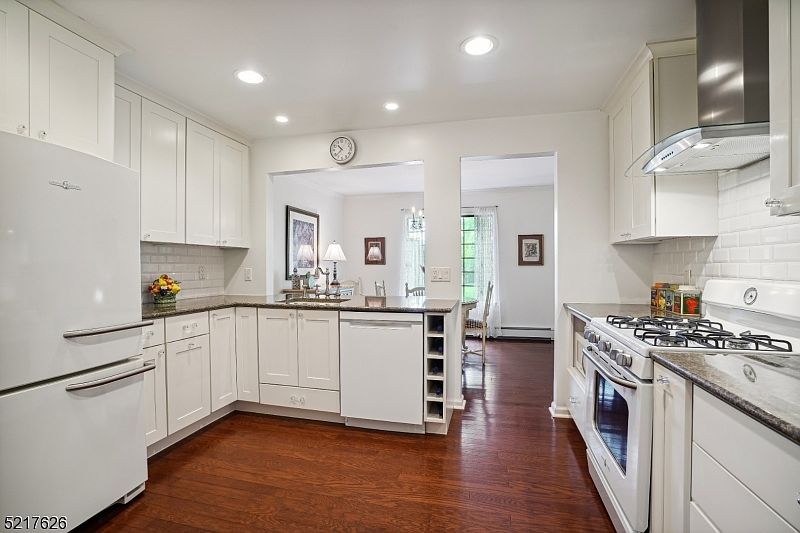 20I Kensington Rd I, Chatham, NJ 07928 MLS 3841550 Zillow