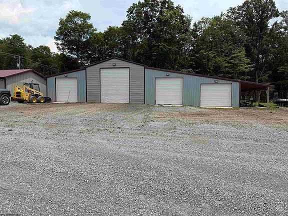 3rd image of 25 Arrowhead Ln