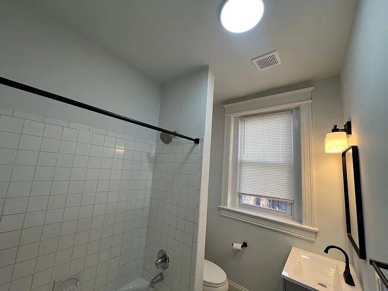 1941 16th St SE — Photo 14