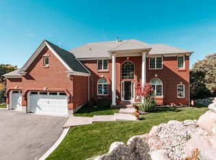 99 Lone Hollow Dr, Sandy, UT 84092