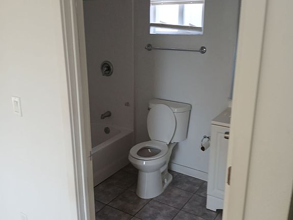 Bathroom2