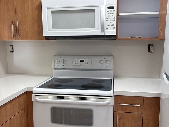 4th image of 8075 NW 7th St