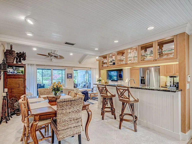 3667 Cape Pointe Cir — Photo 14
