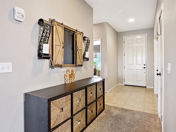5th image of 2320 E La Vida Ave