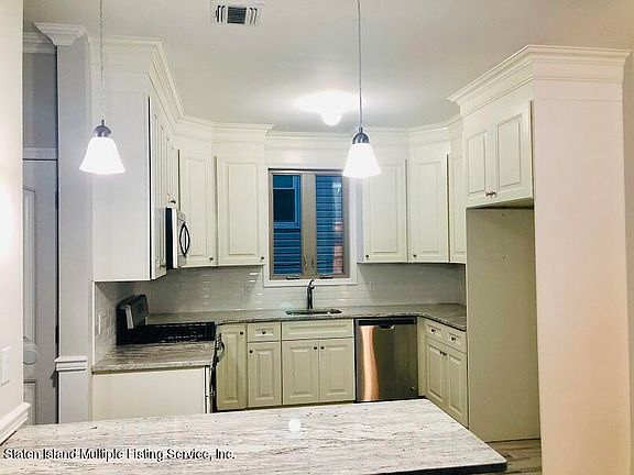 2nd image of 360 Bryson Ave