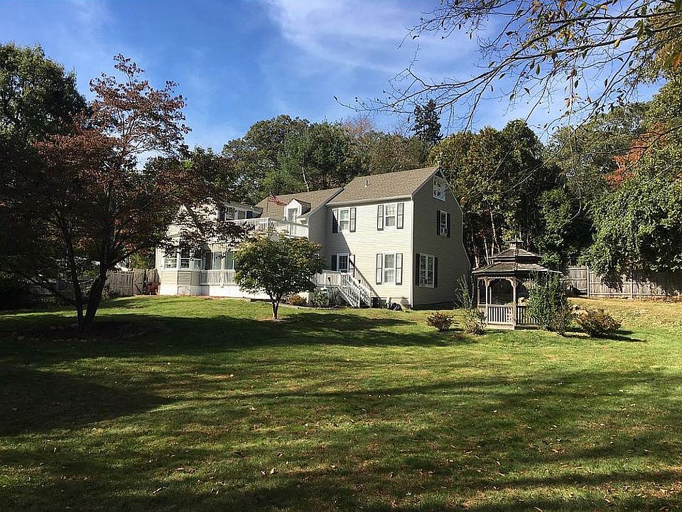 2nd image of 10 Stanwood Rd