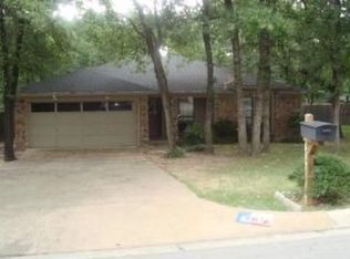 632 Lake Crest Pkwy, Azle, TX 76020