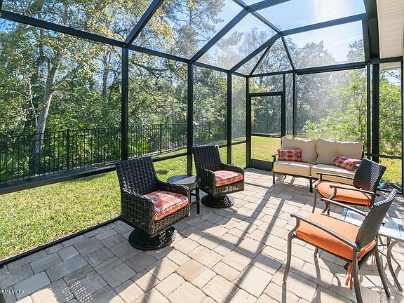 5th image of 9031 Tropical Bend Cir