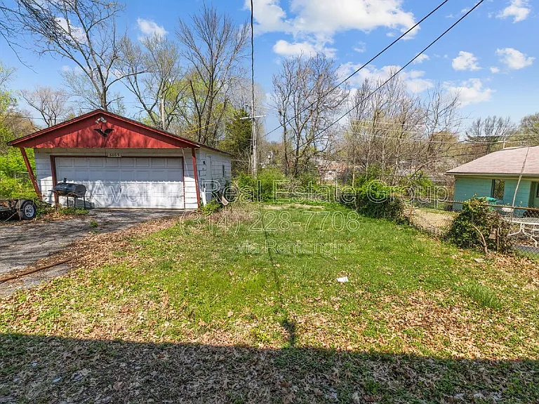 8009 Monroe Ave — Photo 7
