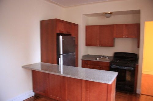 1st image of 18 E 21st St APT F1