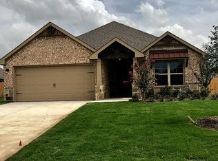 1505 Pacific Ave, Ennis, TX 75119