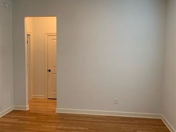 4th image of 1058 Peabody Ave APT 14