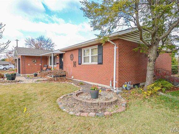 5th image of 3127 Princeton Dr