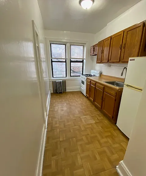 31-29 30th St #1C — Photo 1