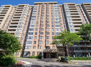 5 Lisa St #706, Brampton, ON L6T 4T4